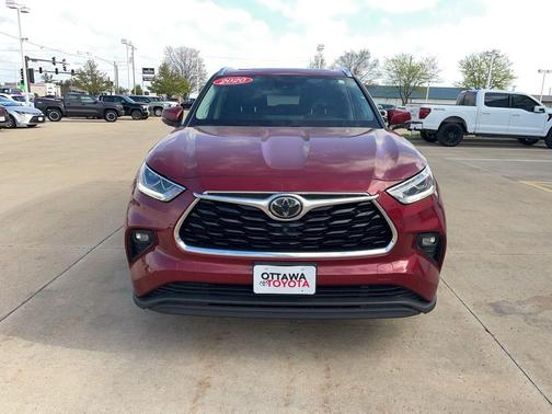 Pearl 2020 Toyota Highlander Limited