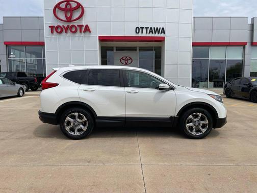 White Diamond Pearl 2018 Honda CR-V EX-L