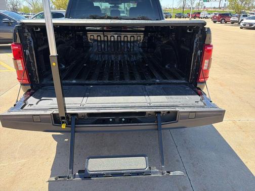 Agate Black Metallic 2023 Ford F-150 XLT