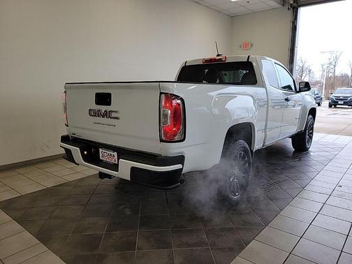 2022 GMC Canyon Elevation Standard