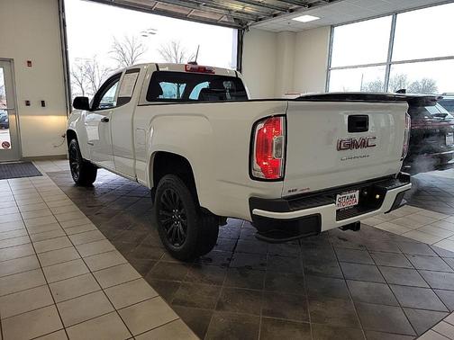 2022 GMC Canyon Elevation Standard