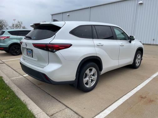Wind Chill Pearl 2023 Toyota Highlander L