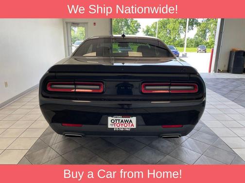 Pitch Black Clearcoat 2023 Dodge Challenger GT