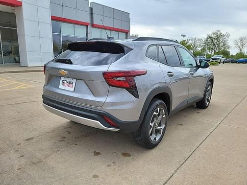 Cypress Gray 2025 Chevrolet Trax LT