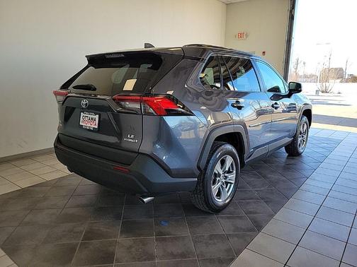 2024 Toyota RAV4 Hybrid LE