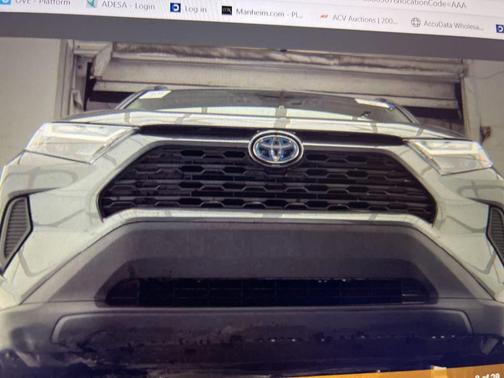 2024 Toyota RAV4 Hybrid LE