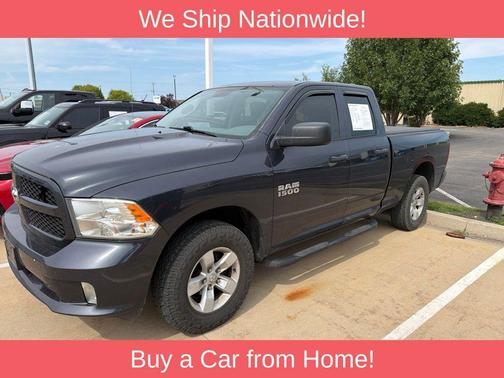 Brilliant Black Crystal Pearlcoat 2017 RAM 1500 Express