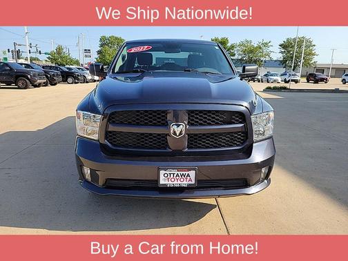 Brilliant Black Crystal Pearlcoat 2017 RAM 1500 Express