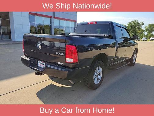 Brilliant Black Crystal Pearlcoat 2017 RAM 1500 Express