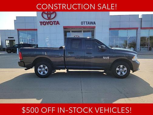 Brilliant Black Crystal Pearlcoat 2017 RAM 1500 Express