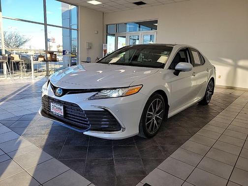 2023 Toyota Camry XLE