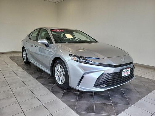Celestial Silver Metallic 2025 Toyota Camry LE