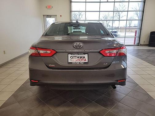 2019 Toyota Camry LE