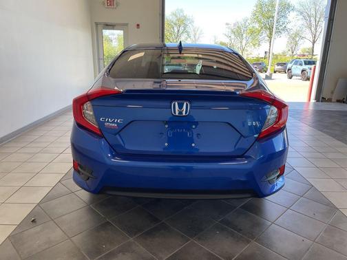 Aegean Blue Metallic 2018 Honda Civic EX-L