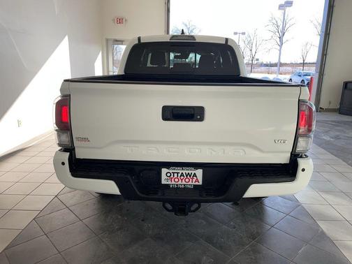 2023 Toyota Tacoma TRD Off-Road