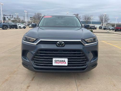 Storm Cloud 2024 Toyota Grand Highlander XLE