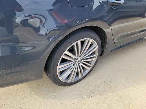 2015 Volkswagen Passat 1.8T Auto Sport