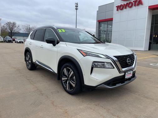 2023 Nissan Rogue SL