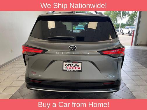 01l5 2026 Toyota Sienna Platinum