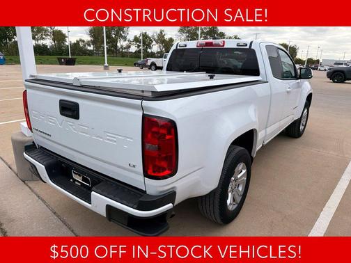 Summit White 2022 Chevrolet Colorado LT