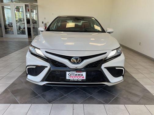 Wind Chill Pearl 2022 Toyota Camry XSE