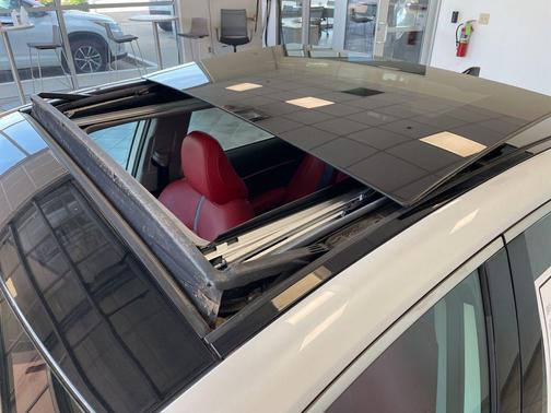 Wind Chill Pearl 2022 Toyota Camry XSE