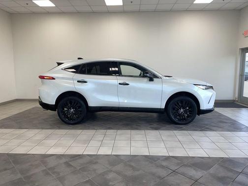 2024 Toyota Venza XLE