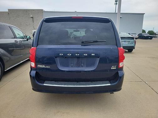 Contusion Blue Pearlcoat 2017 Dodge Grand Caravan GT