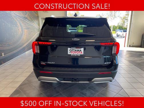 Agate Black Metallic 2026 Ford Explorer Platinum