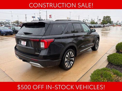 Agate Black Metallic 2026 Ford Explorer Platinum