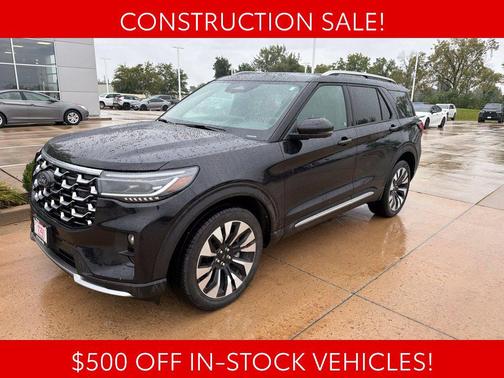 Agate Black Metallic 2026 Ford Explorer Platinum