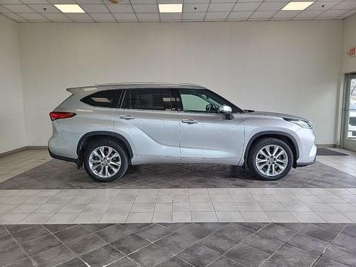 2021 Toyota Highlander Limited