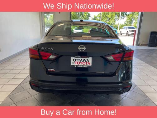 Super Black Clearcoat 2024 Nissan Altima 2.5 SV