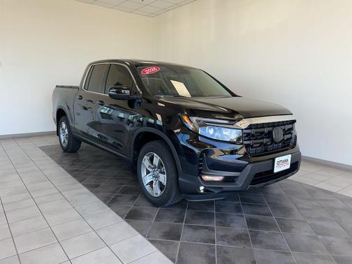 Crystal Black Pearl 2026 Honda Ridgeline RTL