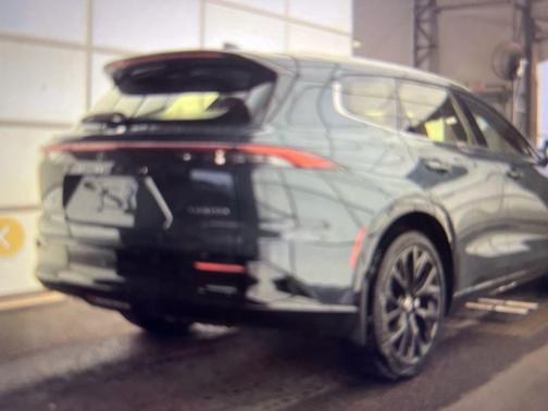 2025 Toyota Crown Signia Limited