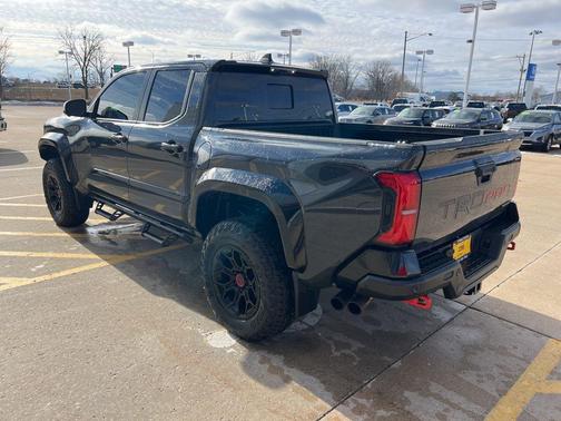 2025 Toyota Tacoma Hybrid TRD Pro