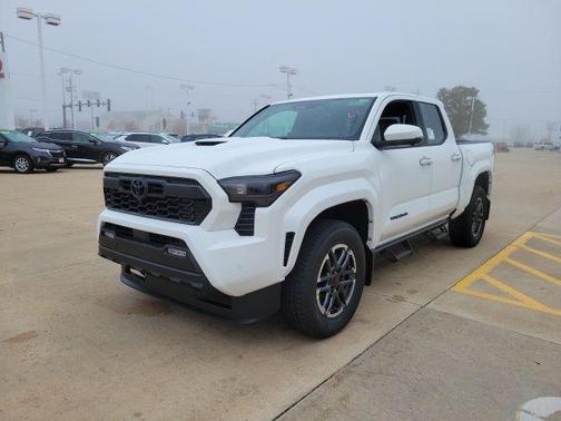 2025 Toyota Tacoma TRD Sport
