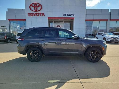 2025 Jeep Grand Cherokee Altitude