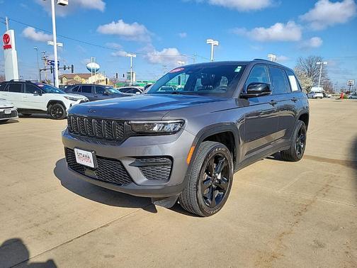 2025 Jeep Grand Cherokee Altitude