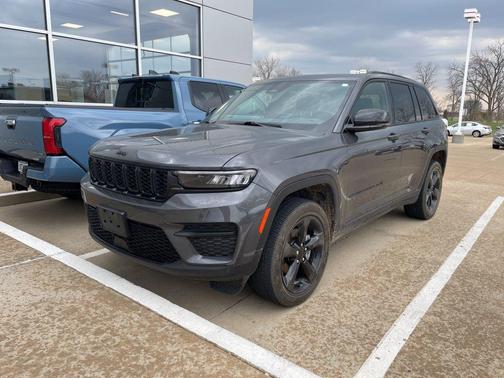 2025 Jeep Grand Cherokee Altitude