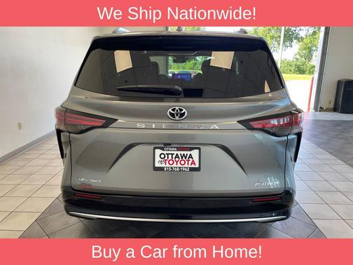 01l5 2026 Toyota Sienna Platinum