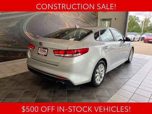 Sparkling Silver 2017 Kia Optima LX