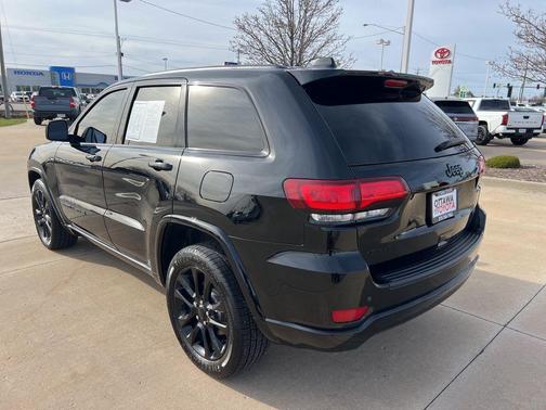 2020 Jeep Grand Cherokee Altitude