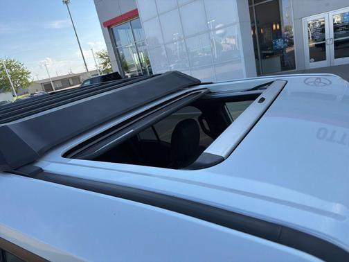 Wind Chill Pearl 2025 Toyota Land Cruiser Base