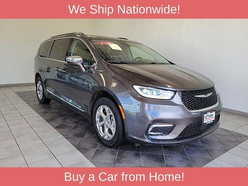 Granite Crystal Metallic Clearcoat 2021 Chrysler Pacifica Limited