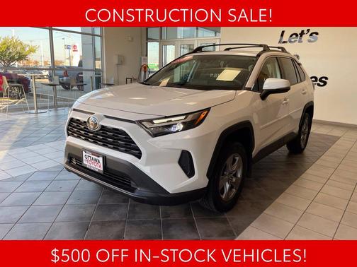 Ice 2023 Toyota RAV4 XLE