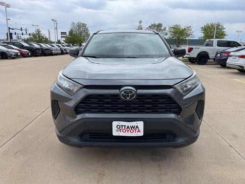 Magnetic Gray Metallic 2020 Toyota RAV4 LE