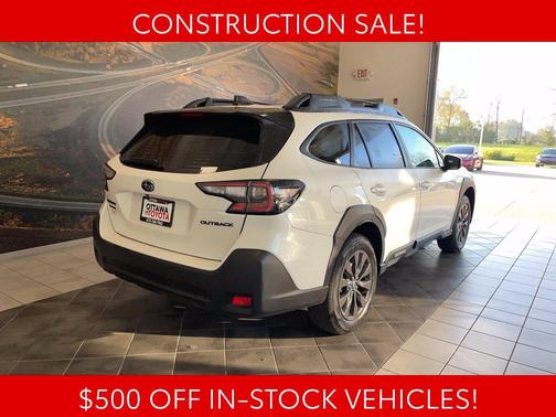 Crystal White Pearl 2025 Subaru Outback Onyx Edition