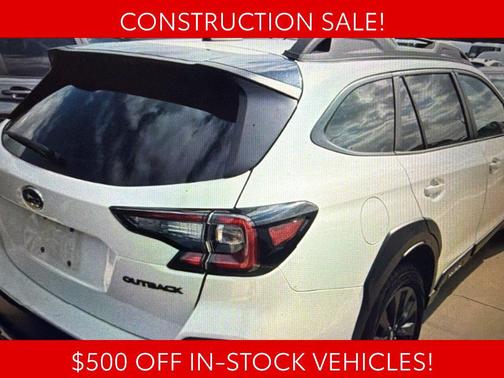 Crystal White Pearl 2025 Subaru Outback Onyx Edition