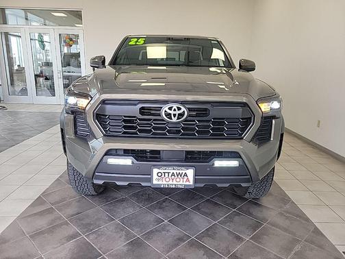 2025 Toyota Tacoma TRD Off Road